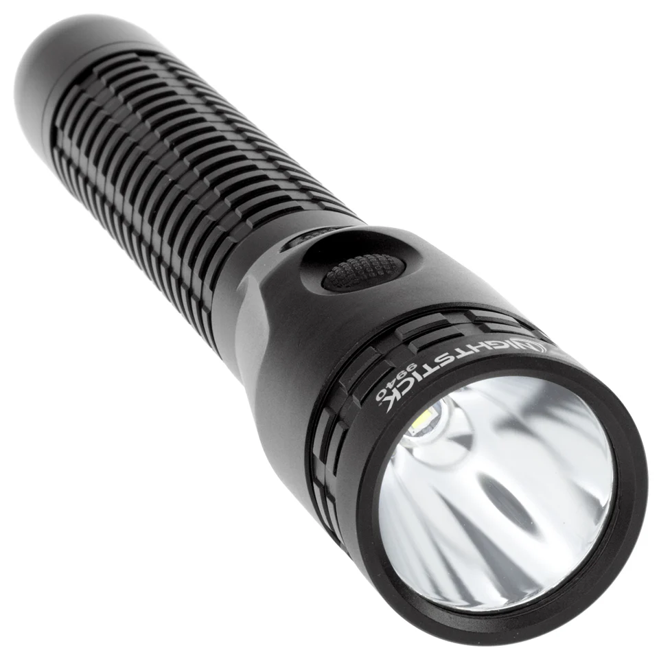 NSR-9940XLDC: Metal Dual-Light Rechargeable Flashlight w/Magnet - Black (no AC power supply) - Image 3