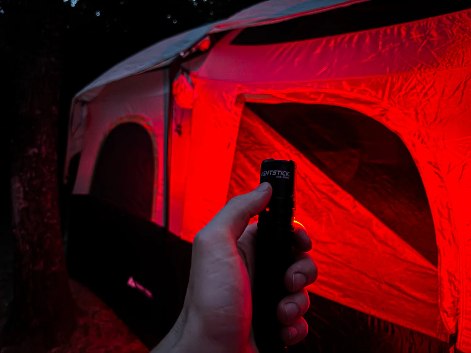 USB-590XL: USB Dual-Light Rechargeable Tactical Flashlight With Red Flood - Black - Image 10
